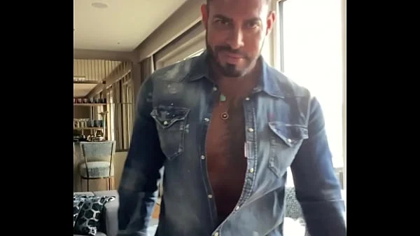 Flexing muscle and masturbate with oil – VIKTOR ROM – PORNSTAR GAY DADDY BEAR